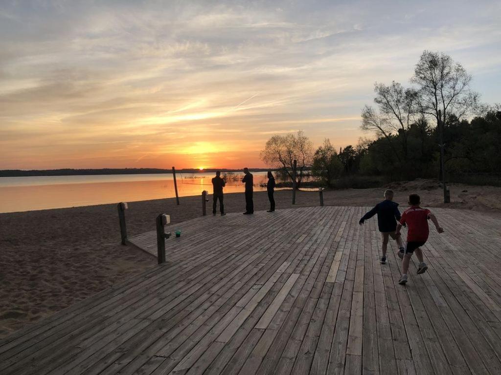 Beautiful Lake View Studio Condo At The Shores Traverse City Esterno foto